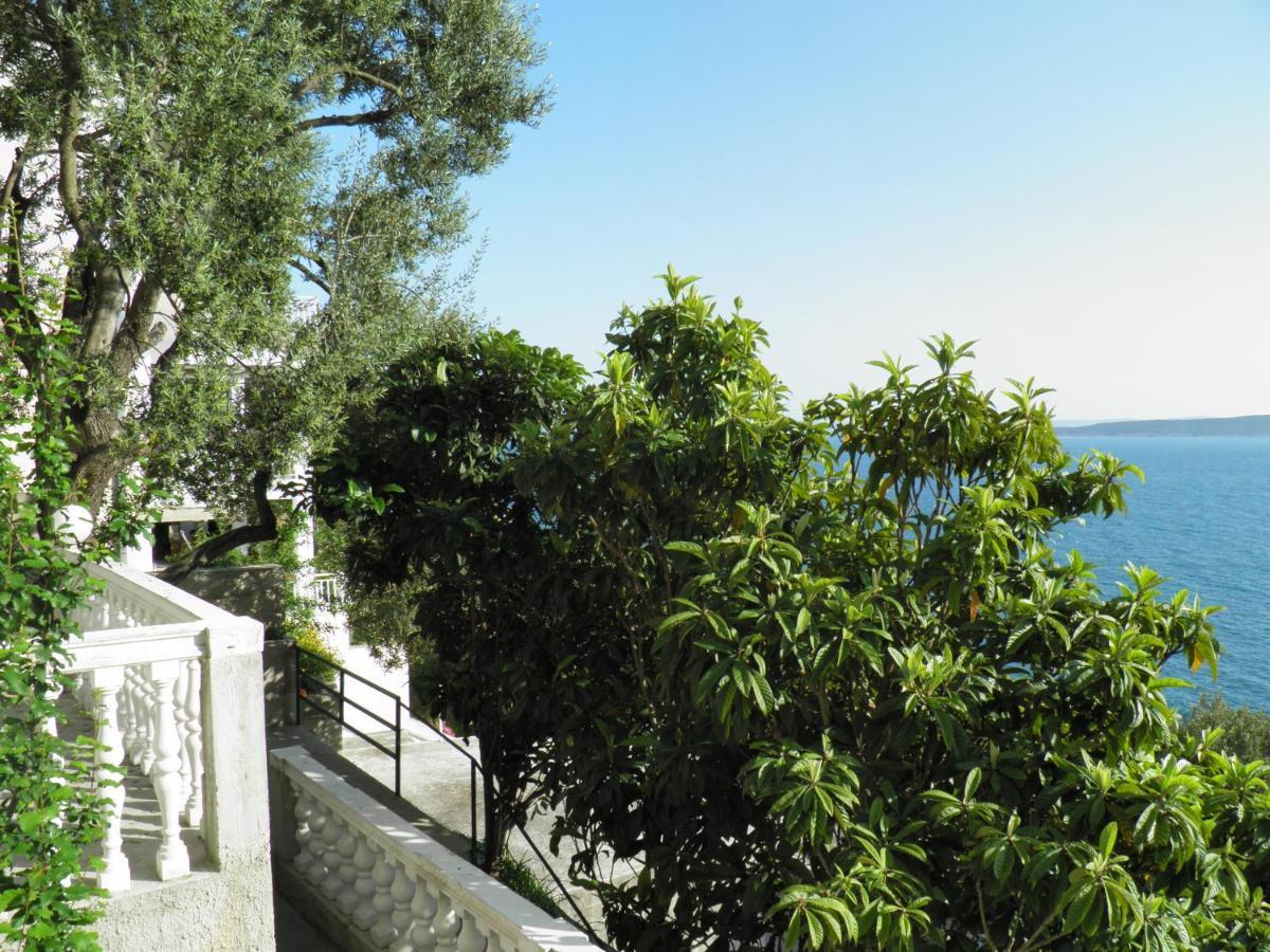 Apartments With A Parking Space Brela, Makarska - 11687 Exterior foto